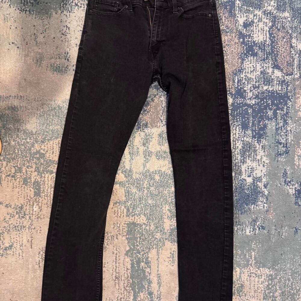 Levi’s Men’s Size W 30 L 32 Black denim jeans 242 Slim Straight